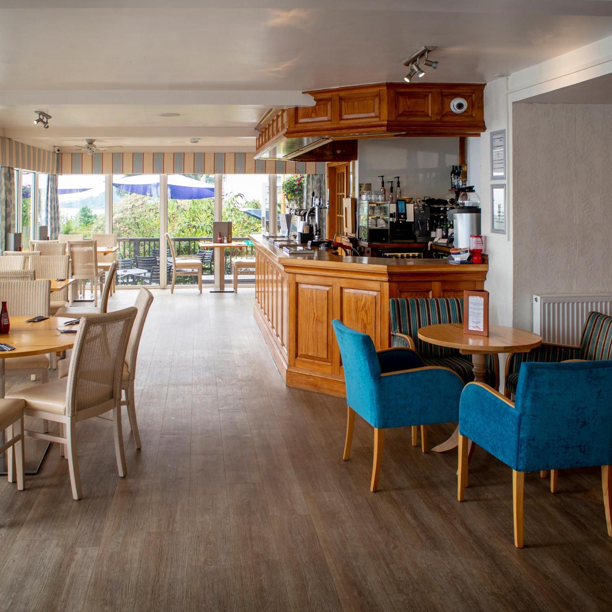 לו The Hannafore Point Hotel מראה חיצוני תמונה