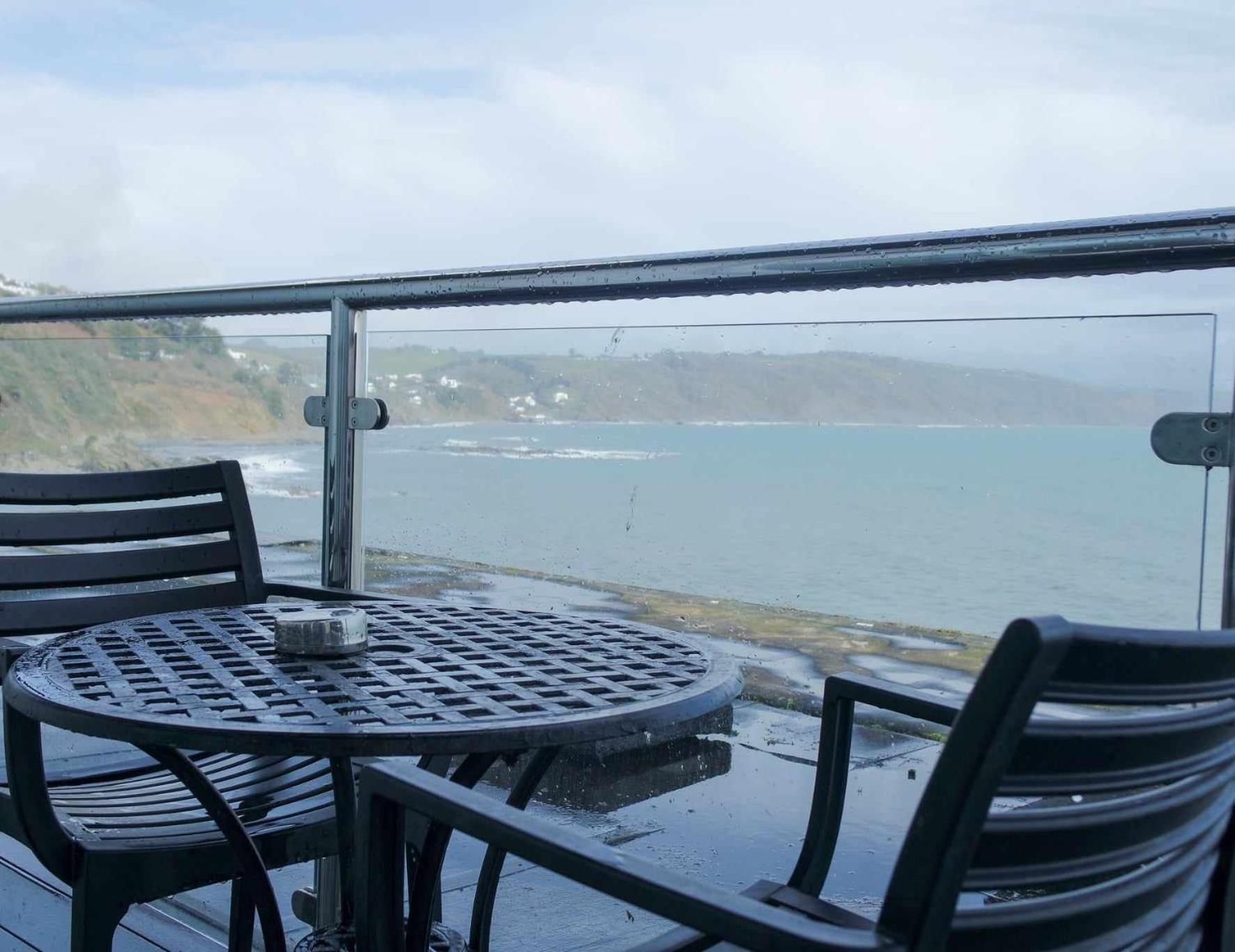 לו The Hannafore Point Hotel מראה חיצוני תמונה