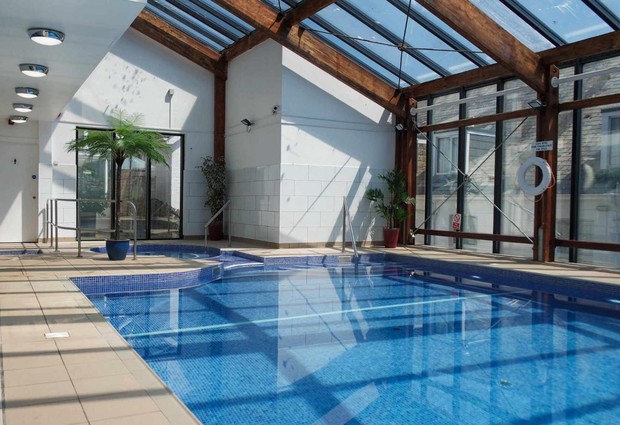 לו The Hannafore Point Hotel מראה חיצוני תמונה